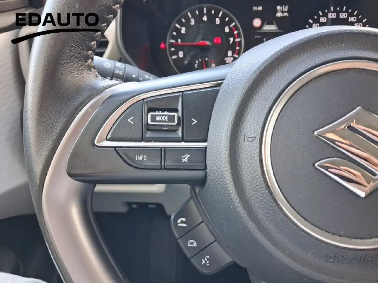Suzuki Swift 1.2 Mild Hybrid S3 — Galerie du véhicule 16