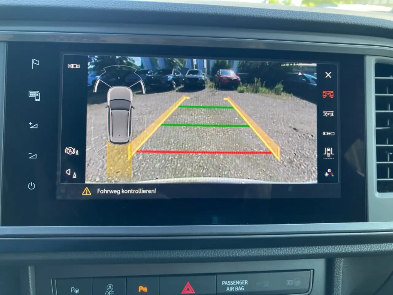 CUPRA Ateca 1.5 TSI DSG KAMERA+NAVI+TEMPOMAT+SHZ+LED — Galerie du véhicule 28