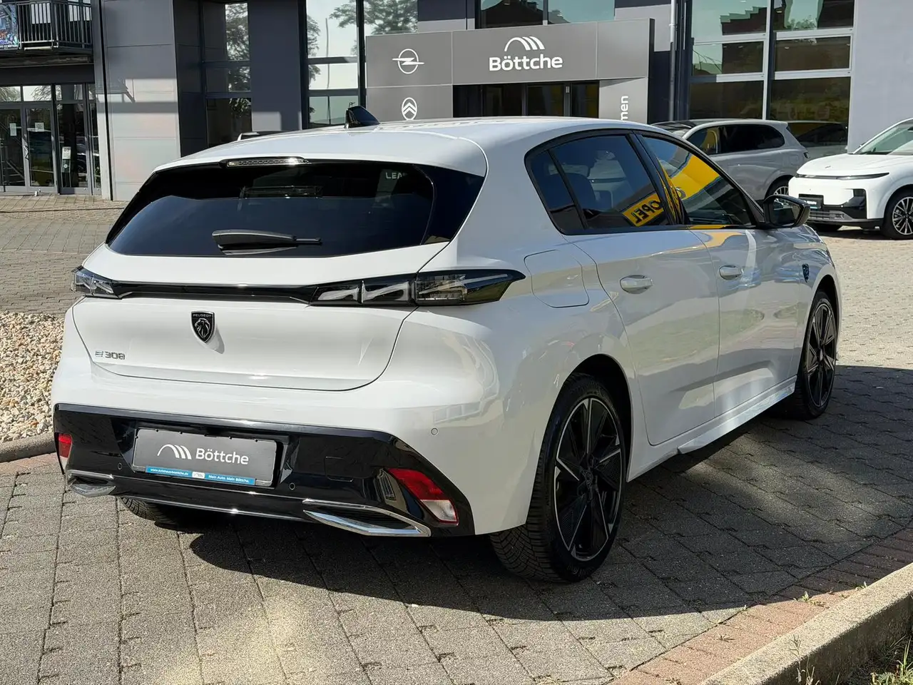 Peugeot Sonstige FIRST EDITION *SHZ*LHZ*NAVI*KAMERA*KLIMA* — معرض صور السيارة 4