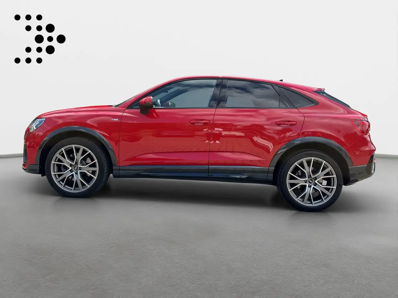 Audi Q3 S line 45 TFSI quattro AHK*RFK*Matr — معرض صور السيارة 3