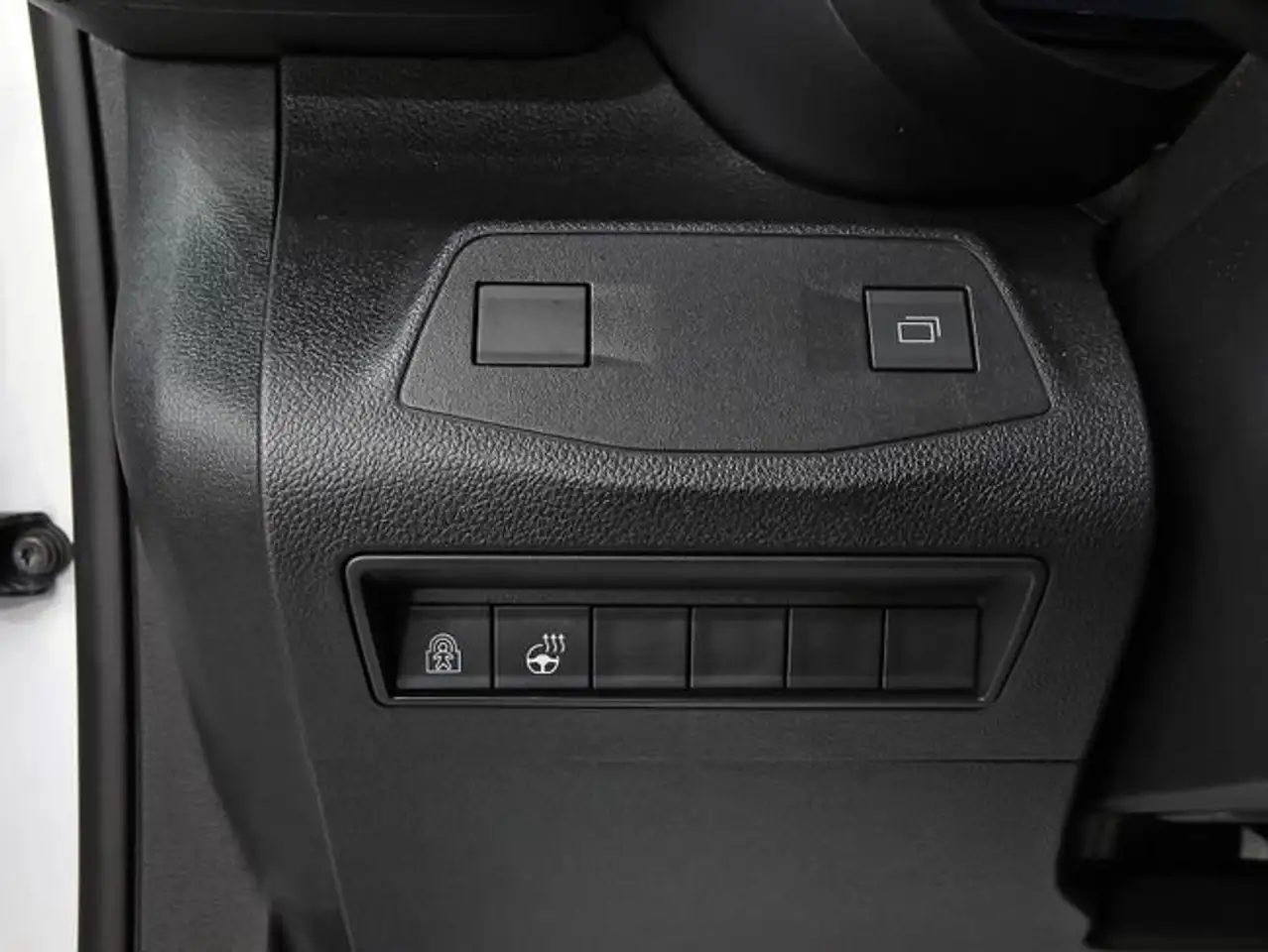Opel Combo XL GS 130 Cv 1.5 Td S/S MT6 €6.4 — Galería del vehículo 15