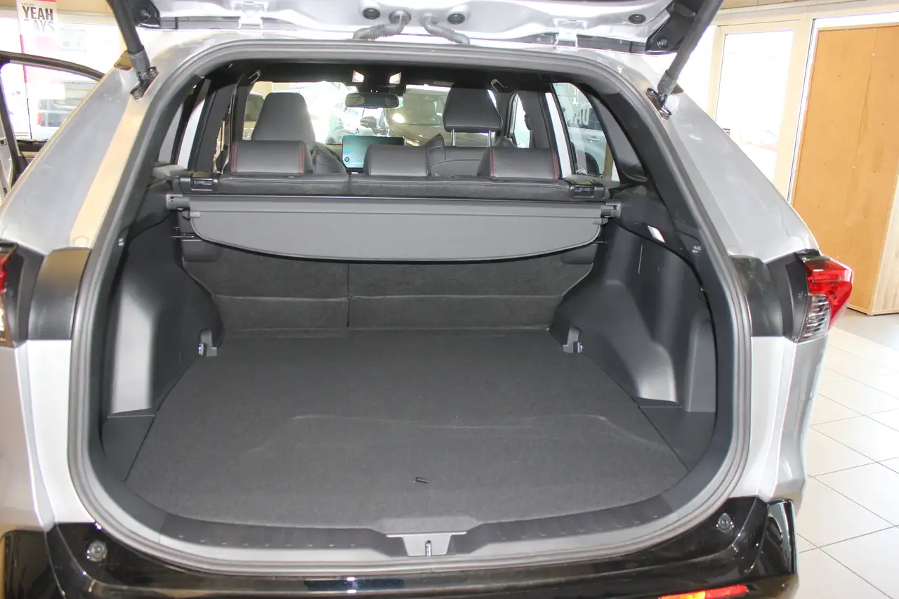 Suzuki Across PLUG-IN HYBRID — Vehicle gallery 14