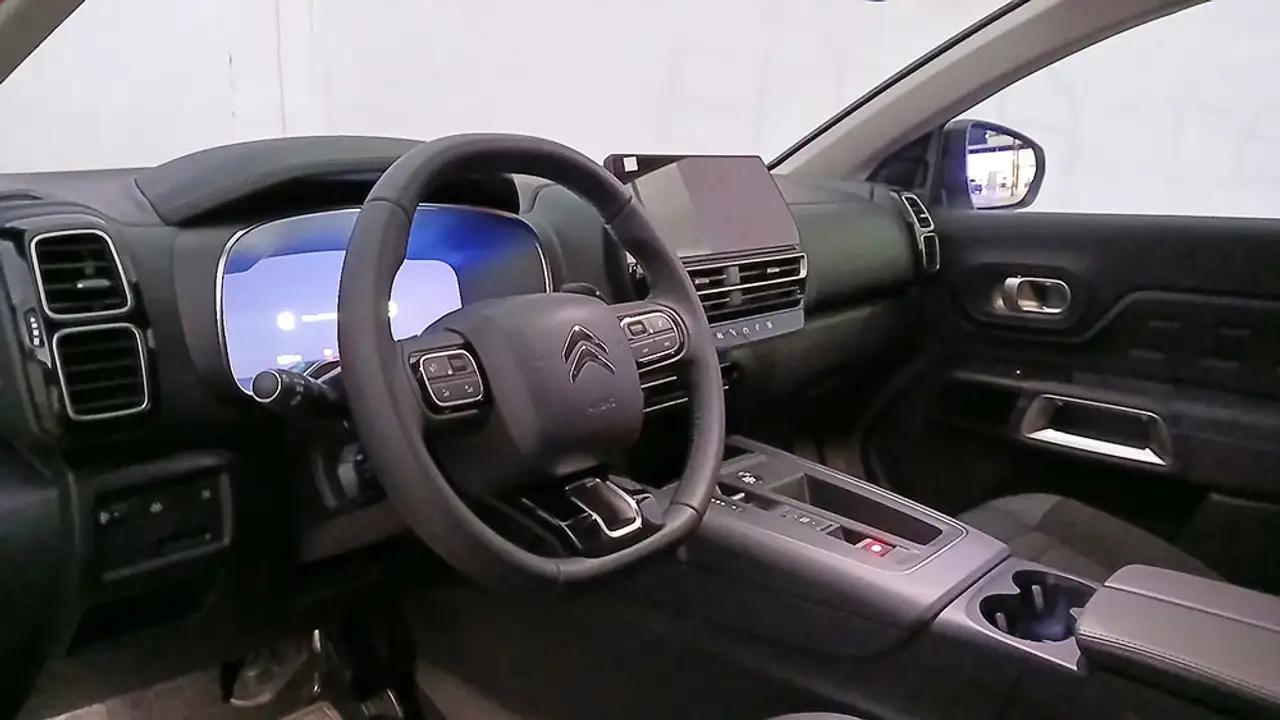 Citroen C5 Aircross PLUG-IN HYBRID FEEL PACK EAT8 — معرض صور السيارة 9