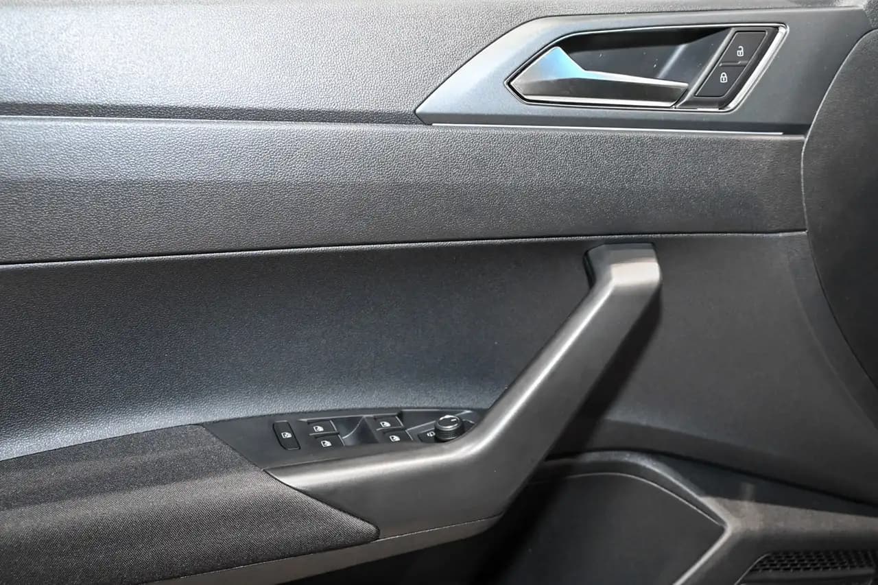 Volkswagen Taigo R-Line 1,5 l TSI OPF 110 kW (150 PS) 7-Gang- — Vehicle gallery 15