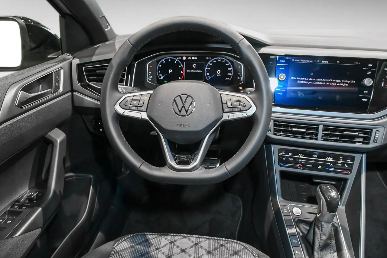 Volkswagen Taigo R-Line 1,5 l TSI OPF 110 kW (150 PS) 7-Gang- — Vehicle gallery 13