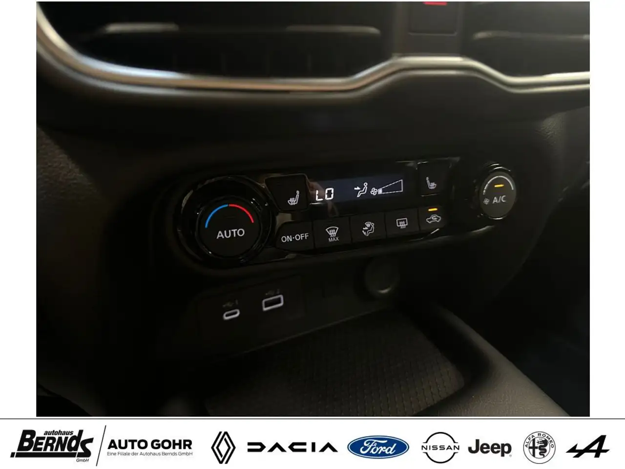 Nissan Juke 1.0 Acenta Nissan Connect Navi DAB ISOFIX LED uvm. — Vehicle gallery 16