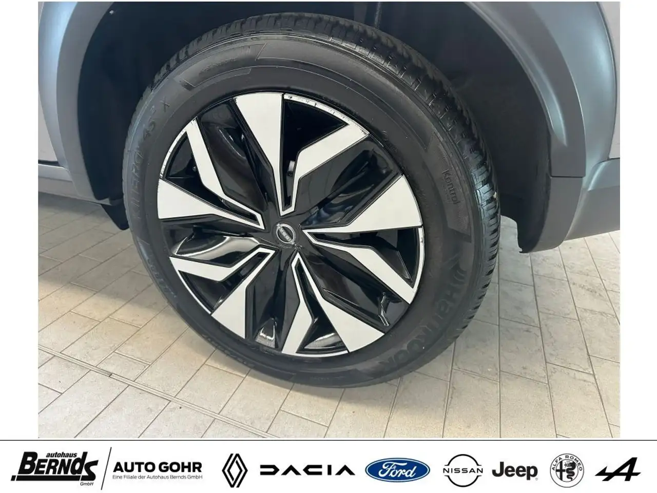 Nissan Juke 1.0 Acenta Nissan Connect Navi DAB ISOFIX LED uvm. — Vehicle gallery 10