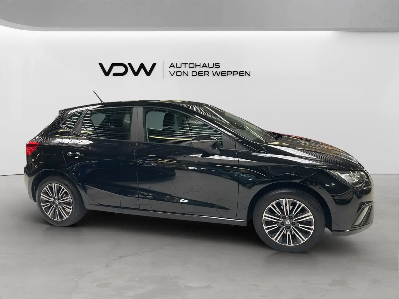 SEAT Ibiza Style Edition 1.0 TSI PDC Klima Navi Einparkhilfe — Galería del vehículo 9