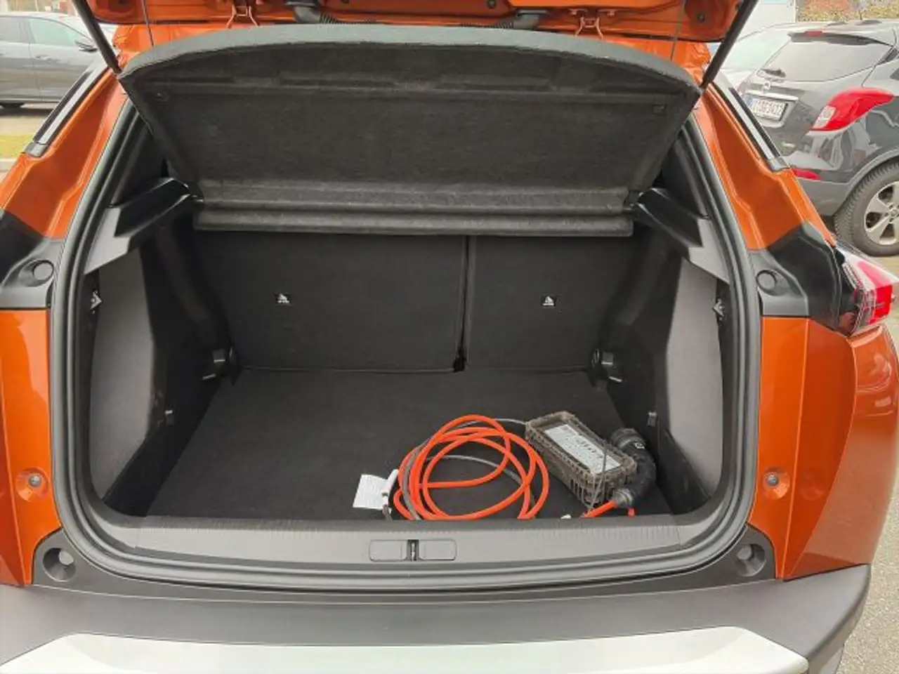 Peugeot 2008 Elektro 136 Active — معرض صور السيارة 8