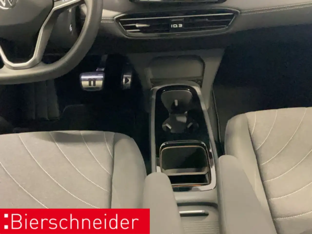 Volkswagen ID.3 Pro AHK MATRIX PANO DCC 19 — معرض صور السيارة 15