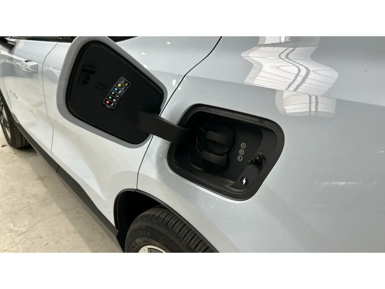 Volvo EX30 Single Plus RWD — Galería del vehículo 20