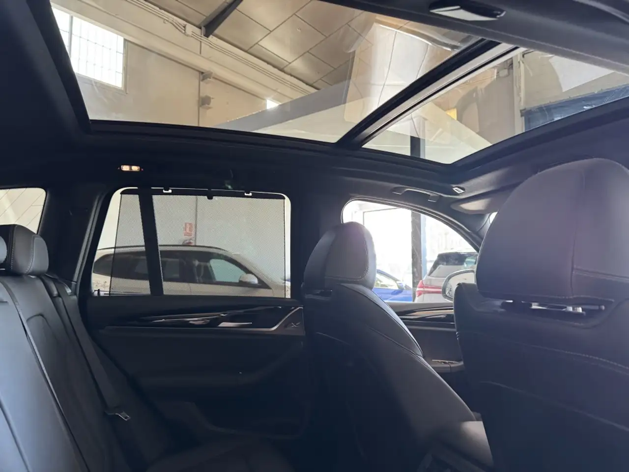 BMW X3 xDrive 20dA xLine — Galería del vehículo 35