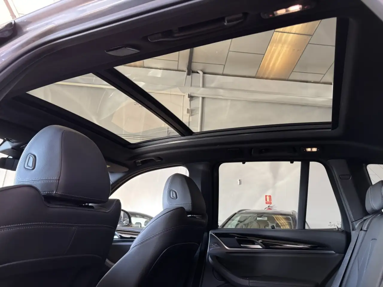 BMW X3 xDrive 20dA xLine — Galería del vehículo 30