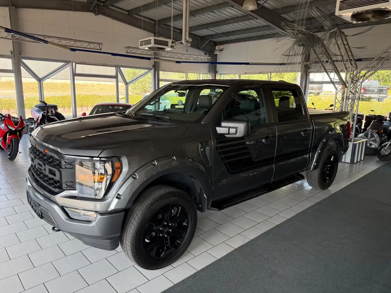 Ford F 150 2,7 ECO BOOST SPORT 4x4 Crewcab — Galerie du véhicule 3
