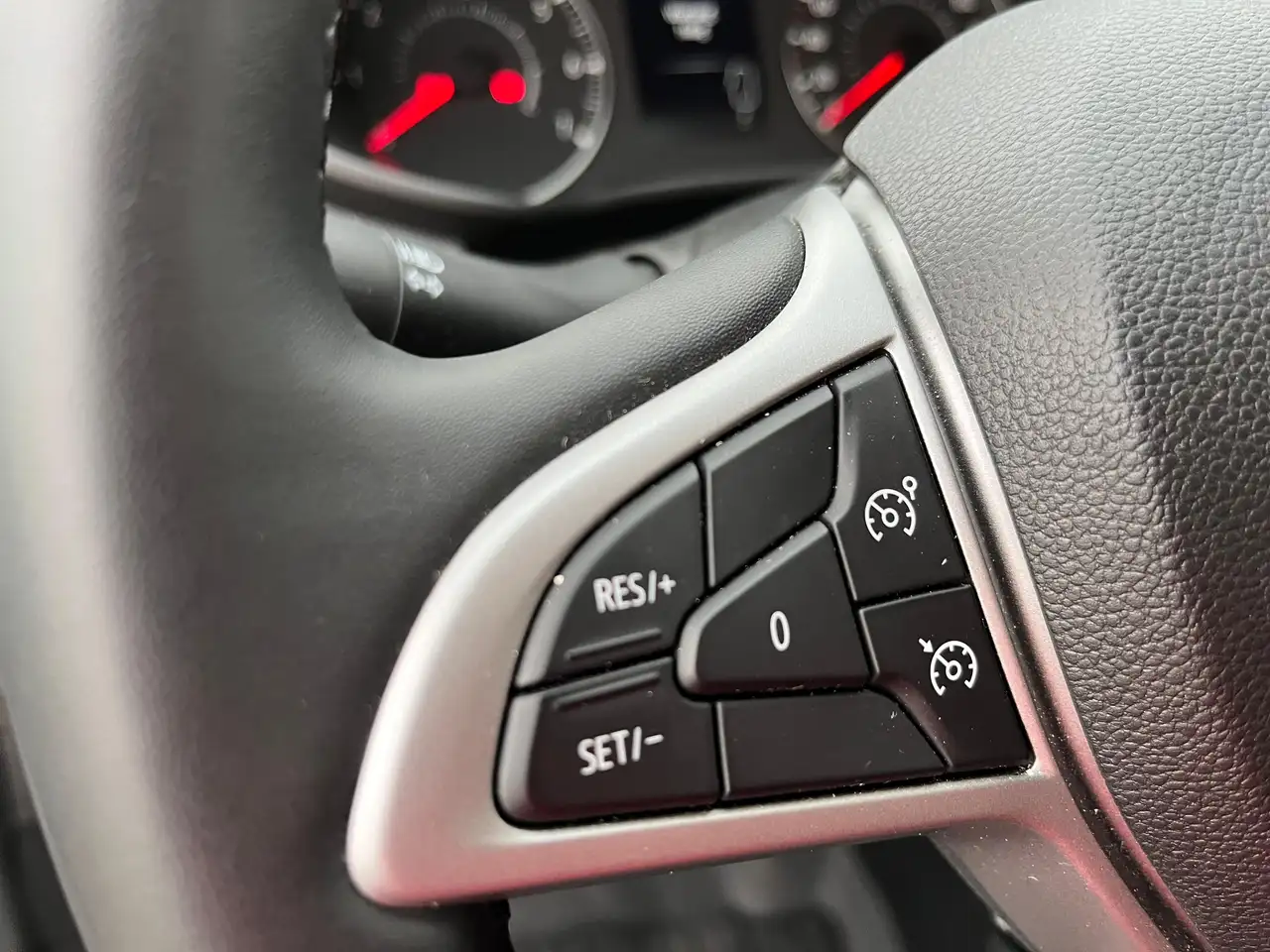 Dacia Jogger Extreme+ TCe 110 7-Sitzer/KLIMA/NAVI/SHZ/ALLWETTER — معرض صور السيارة 14