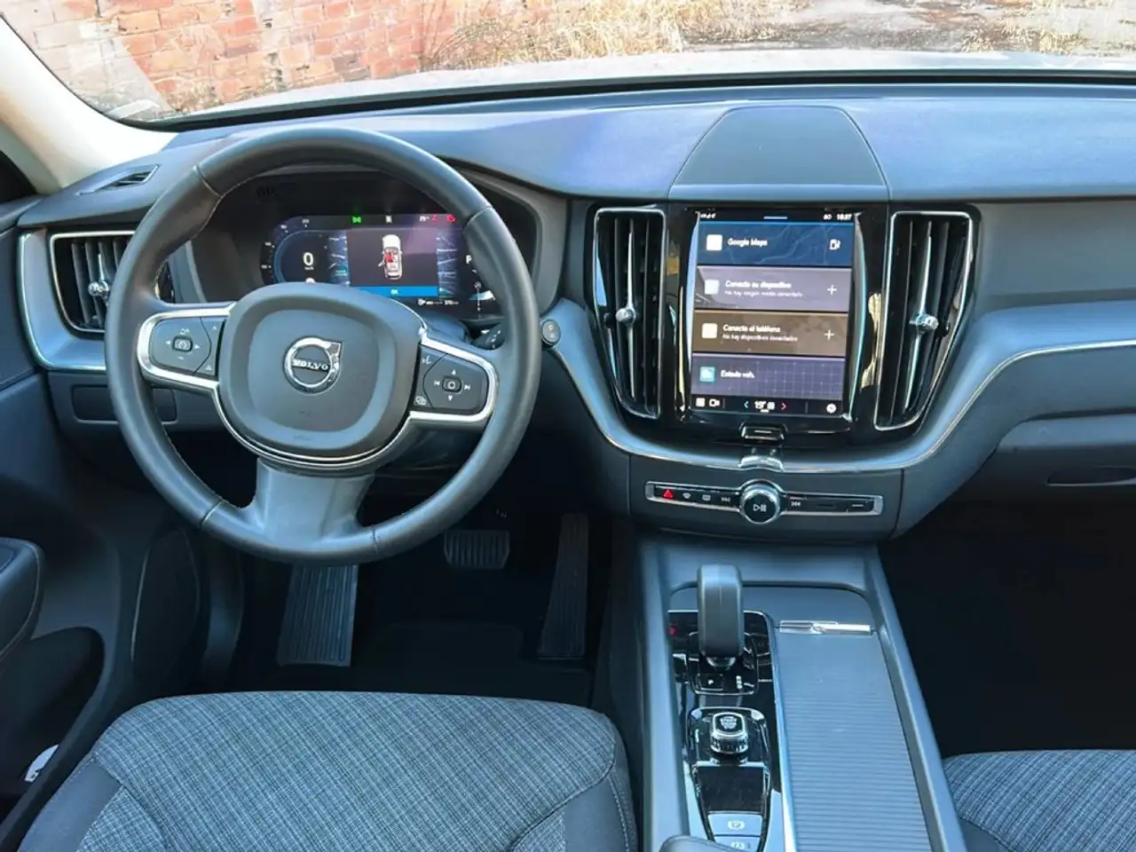 Volvo XC60 2.0 B4 D Auto Core — معرض صور السيارة 11