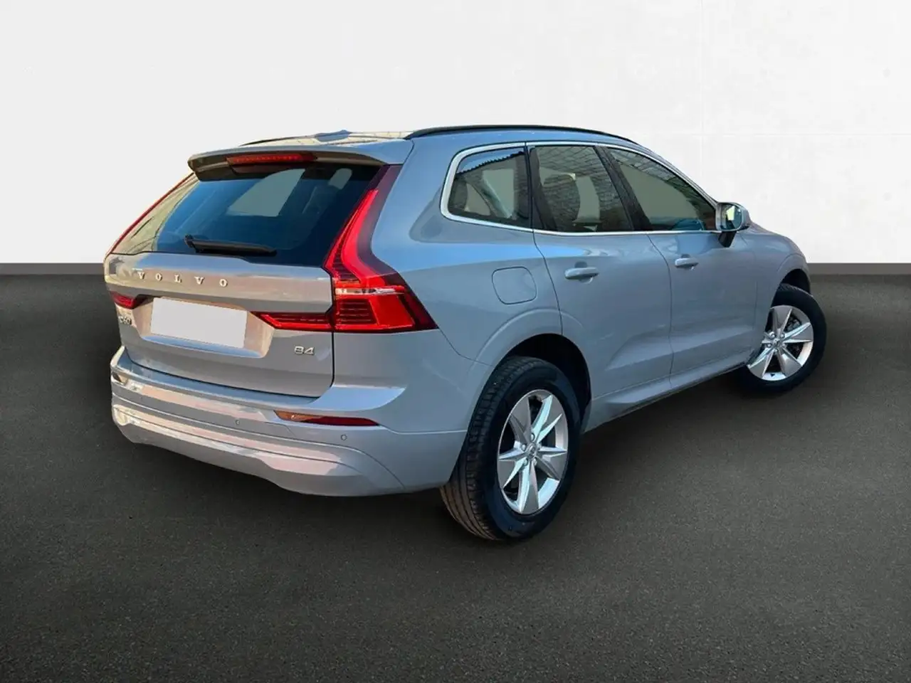 Volvo XC60 2.0 B4 D Auto Core — معرض صور السيارة 2