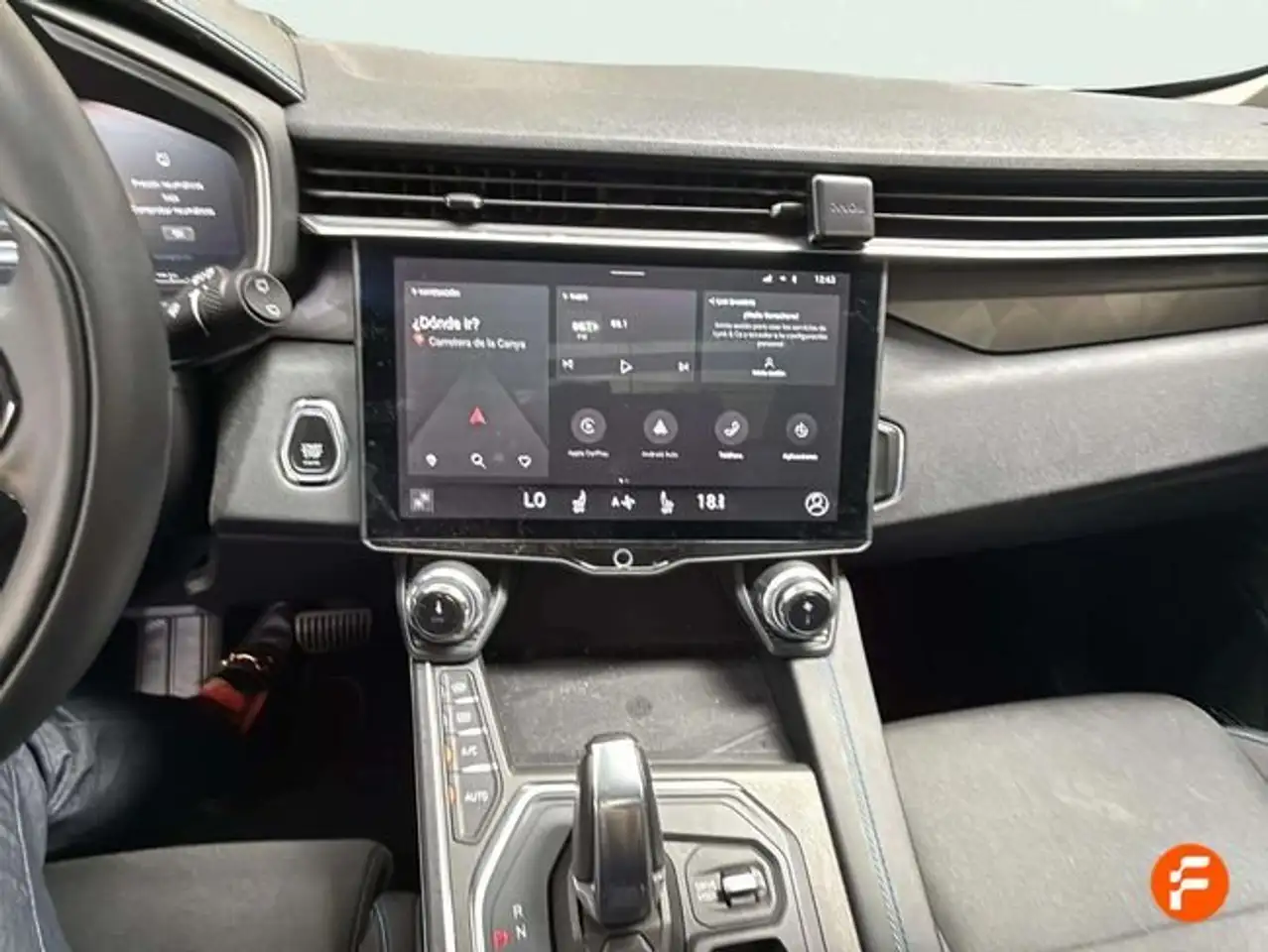 Lynk & Co 01 1.5T PHEV — Vehicle gallery 11