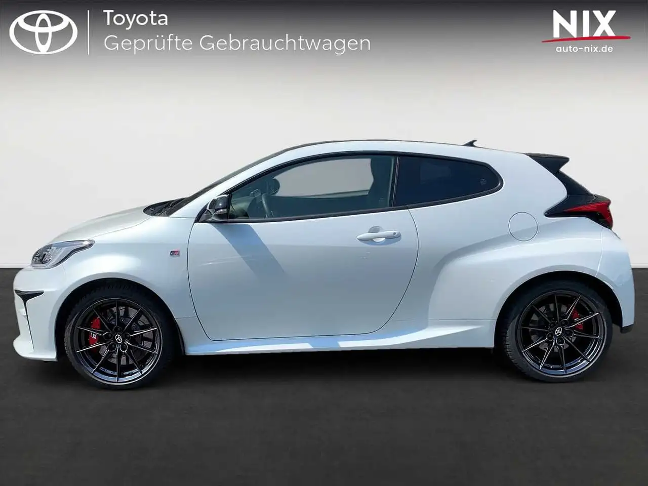 Toyota Yaris GR Yaris WRC Tripple Edition Performance Paket — Vehicle gallery 3