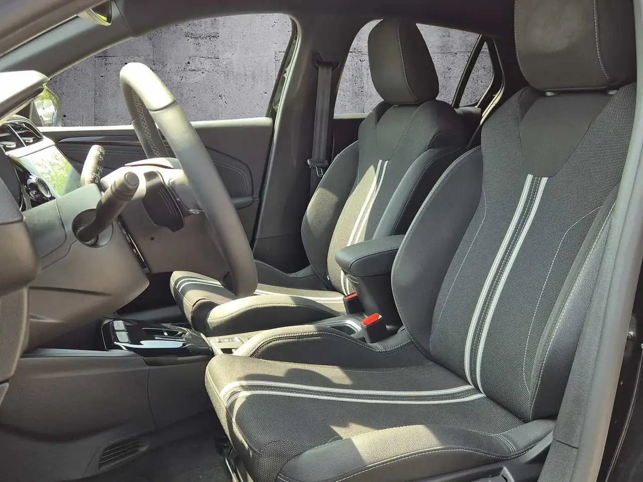 Opel Corsa — معرض صور السيارة 12