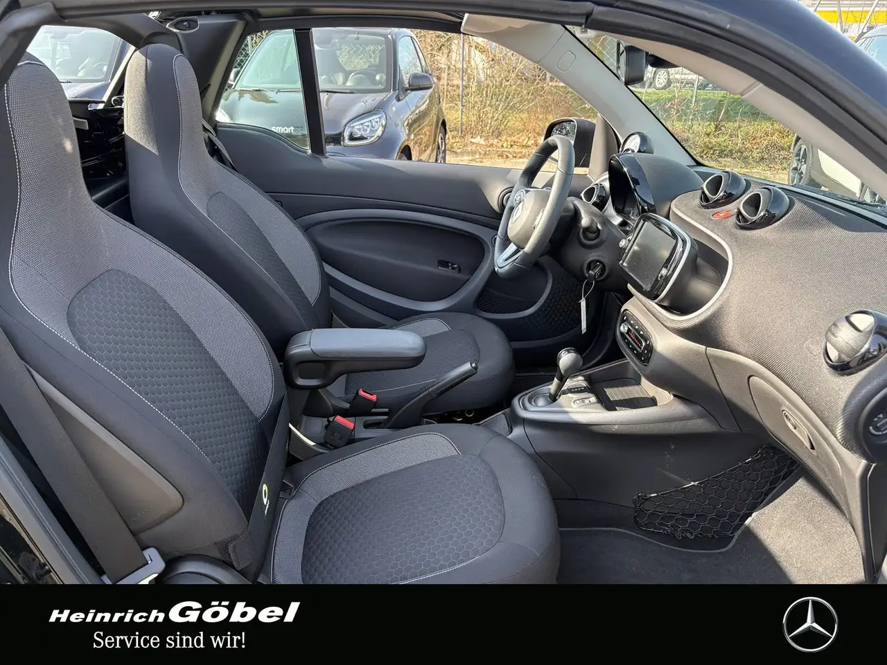 smart forTwo EQ*22kW*EXCLUSIVE*CABRIO*APPLE-CARPLAY*ANDROID* — Galerie du véhicule 12