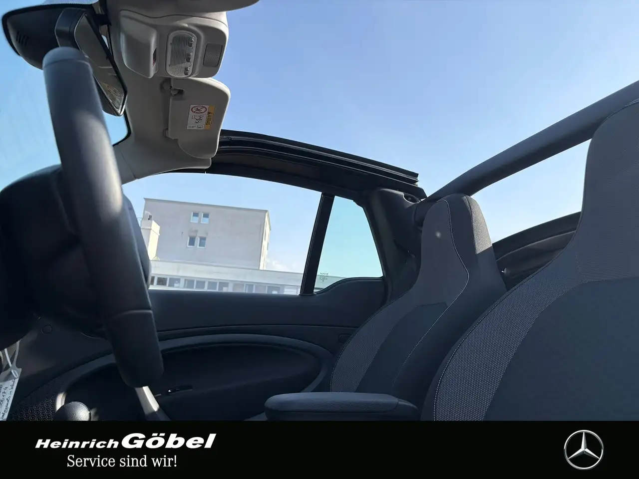 smart forTwo EQ*22kW*EXCLUSIVE*CABRIO*APPLE-CARPLAY*ANDROID* — Galerie du véhicule 13