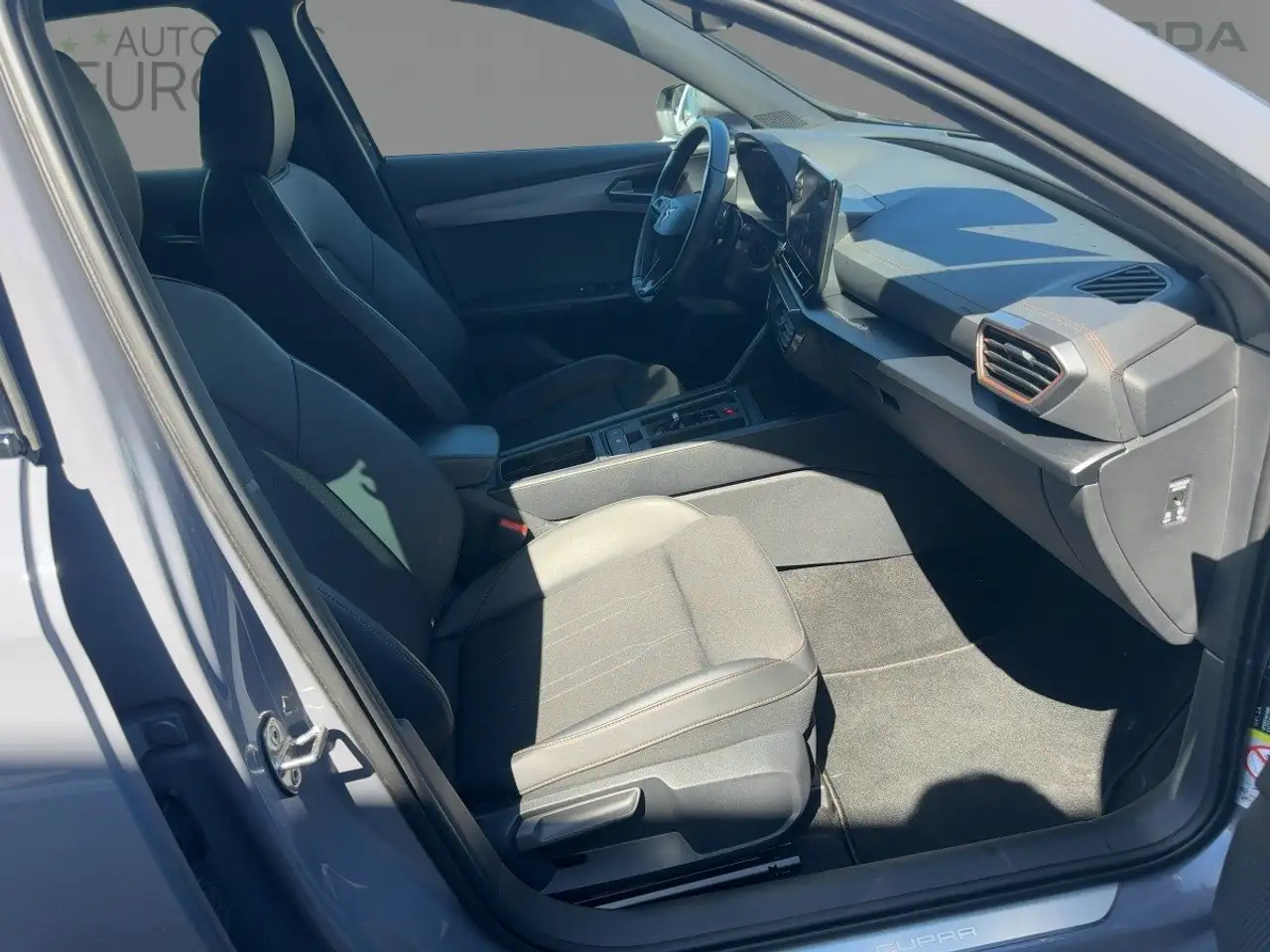 CUPRA Formentor 1.5 DSG TSI ACC AHK Navi Kam360 Fernlichtass.ParkA — معرض صور السيارة 12