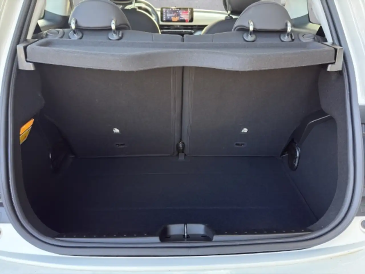 Fiat 500e 42kWh/Navi/RFK/Alu/Apple&Android — معرض صور السيارة 6