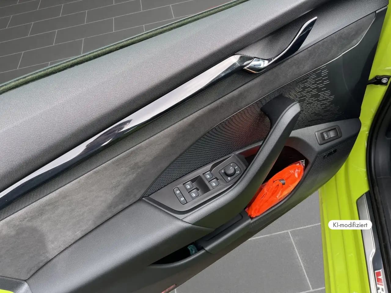 Skoda Octavia Combi RS 2.0 TSI DSG MATRIX PANO AHK 360 — معرض صور السيارة 13