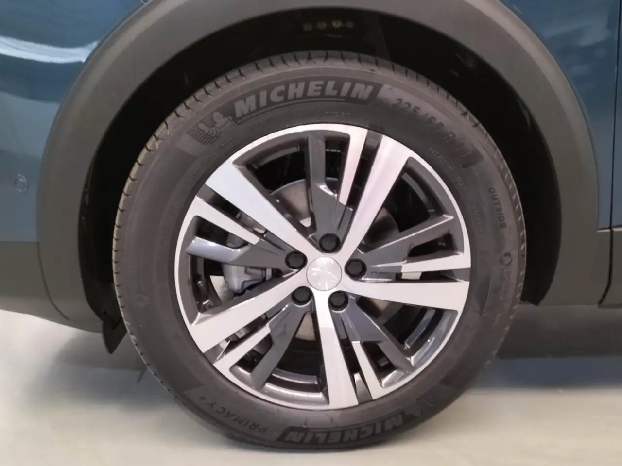 Peugeot 3008 1.2 PureTech 96KW S&S Allure Pack EAT8 — Vehicle gallery 11