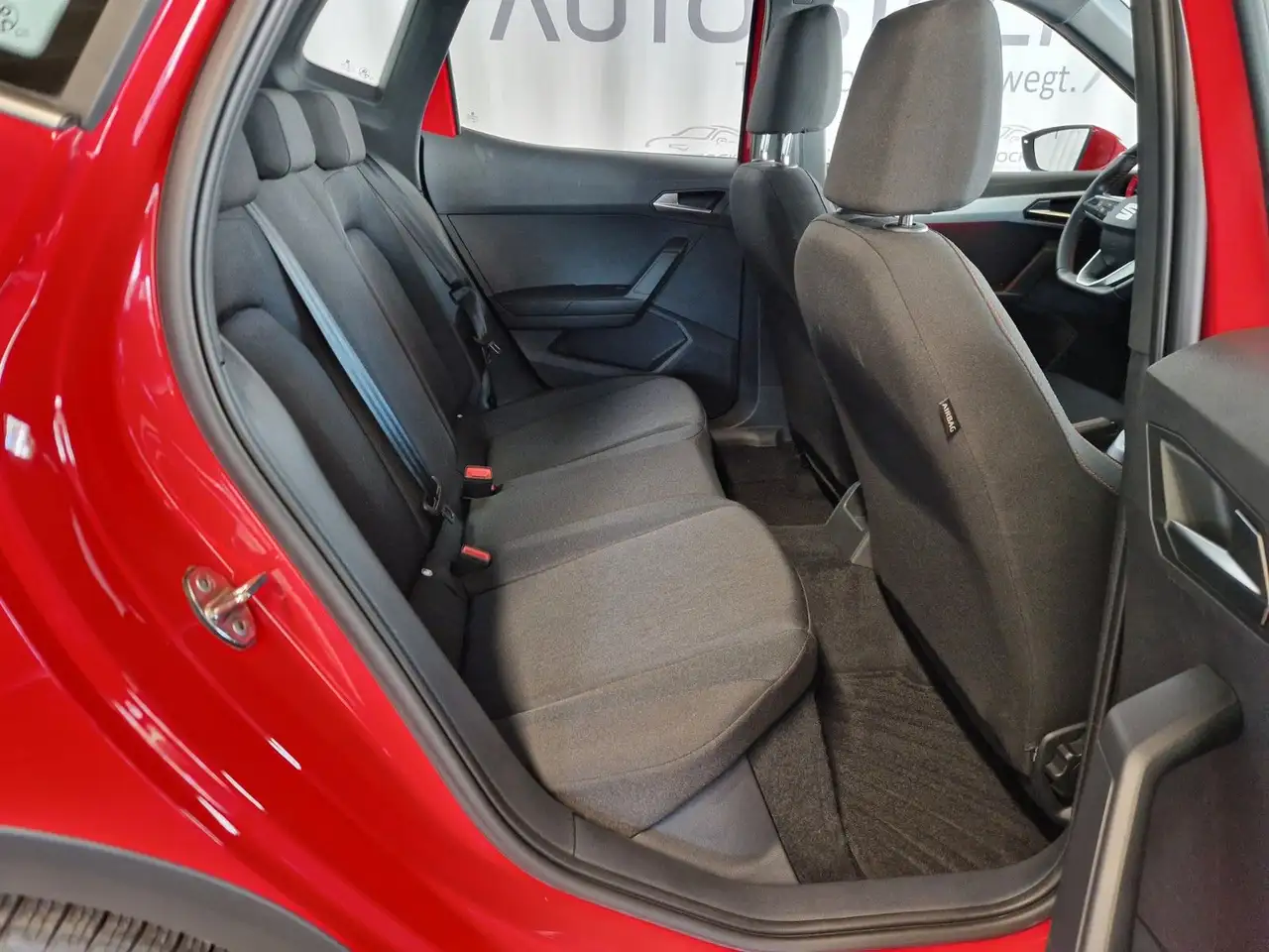 SEAT Arona FR 1,0 TSI LED Navi PDC GRA Full Link — Galerie du véhicule 14