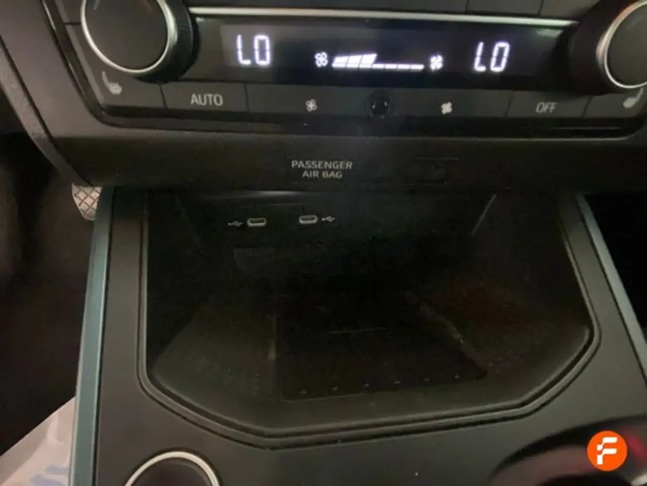 SEAT Arona 1.5 EcoTSI S&S Special Edition DSG7 150 — Vehicle gallery 24