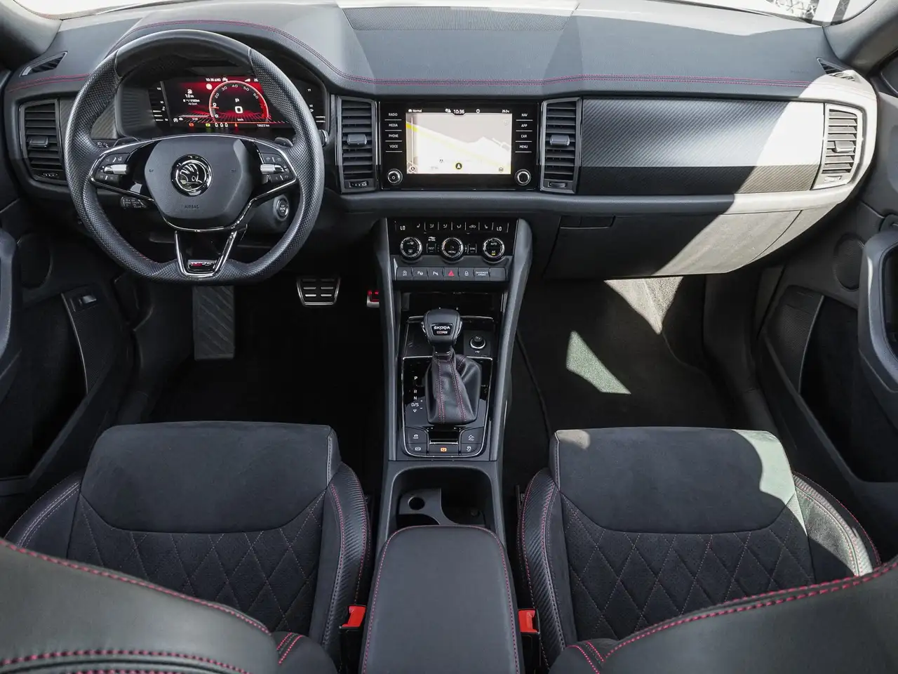 Skoda Kodiaq RS 2.0 TSI 4x4 DSG MATRIX AHK NAVI KESSY — Vehicle gallery 10