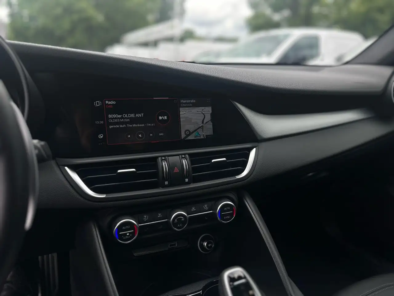 Alfa Romeo Giulia Veloce Q4 — Vehicle gallery 15