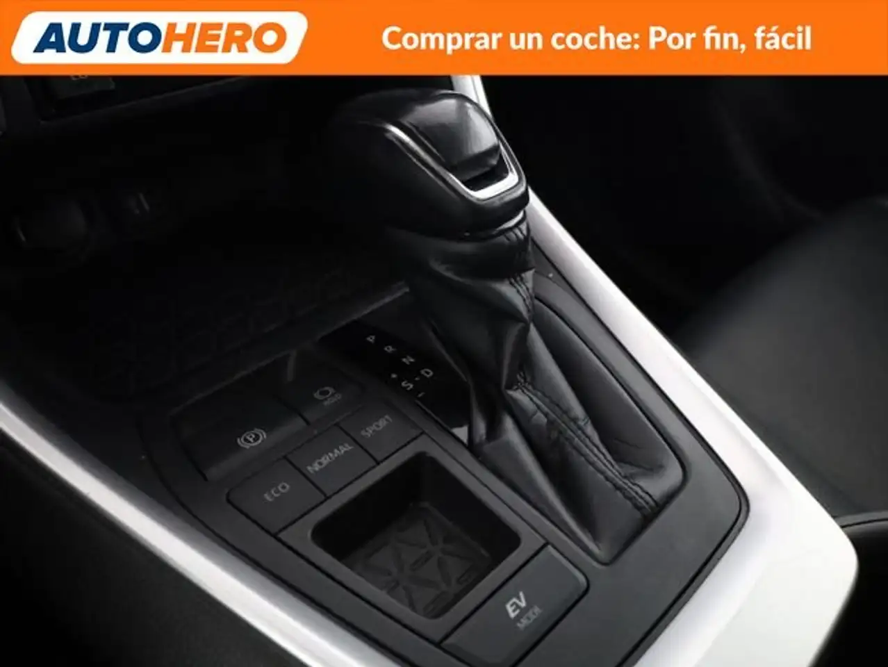 Toyota RAV4 2.5 Hybrid 4x2 Style Selection — معرض صور السيارة 29