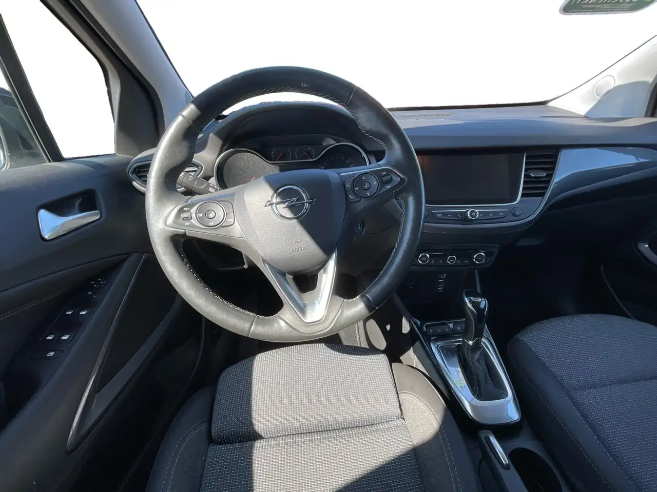 Opel Crossland 1.2 Elegance Kamera, Klima, Sitzheizung — معرض صور السيارة 13