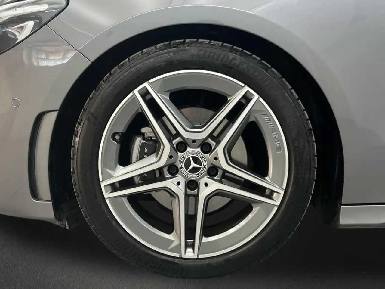 Mercedes-Benz B 200 200d — Galería del vehículo 5