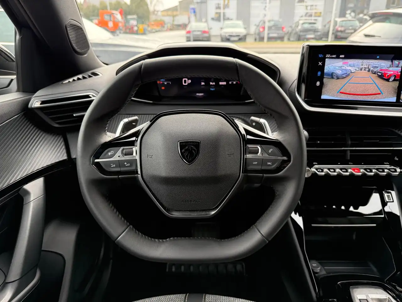 Peugeot 2008 1.2 Allure PureTech 130 *LED *ACC *SHZ — معرض صور السيارة 13