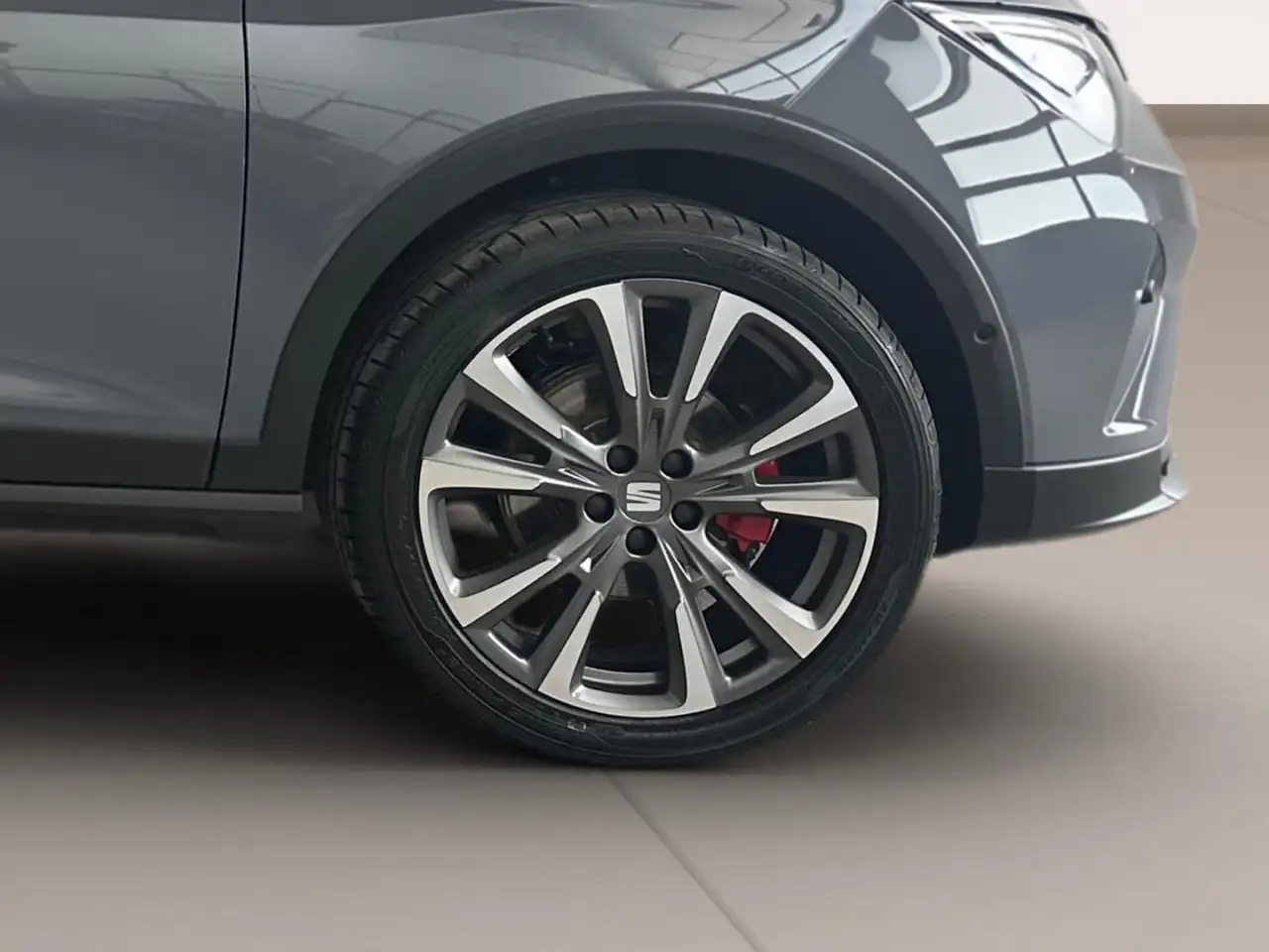 SEAT Arona 1.0 TSI 85kW (115CV) FR Special Edition — Galerie du véhicule 8