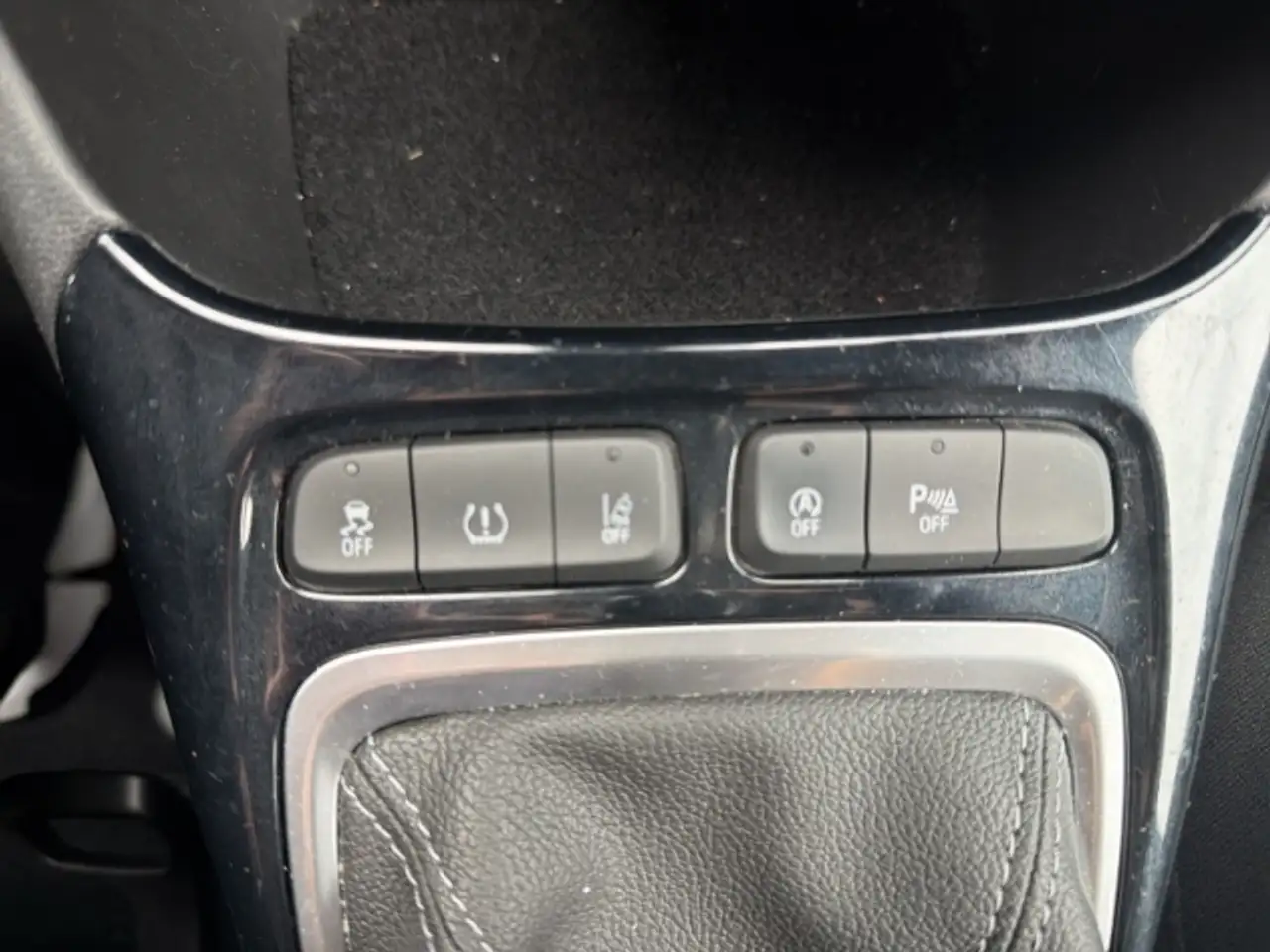 Opel Crossland 1.2 Turbo Enjoy LED - Rückfahrkamera - Navi — Galería del vehículo 22