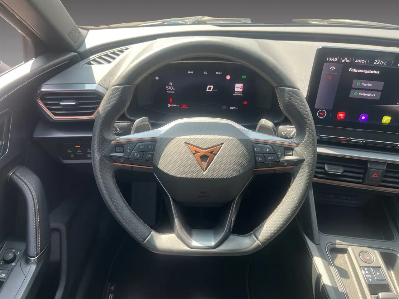 CUPRA Leon Sportstourer 1.5 eTSI DSG PANORAMADACH — Vehicle gallery 11