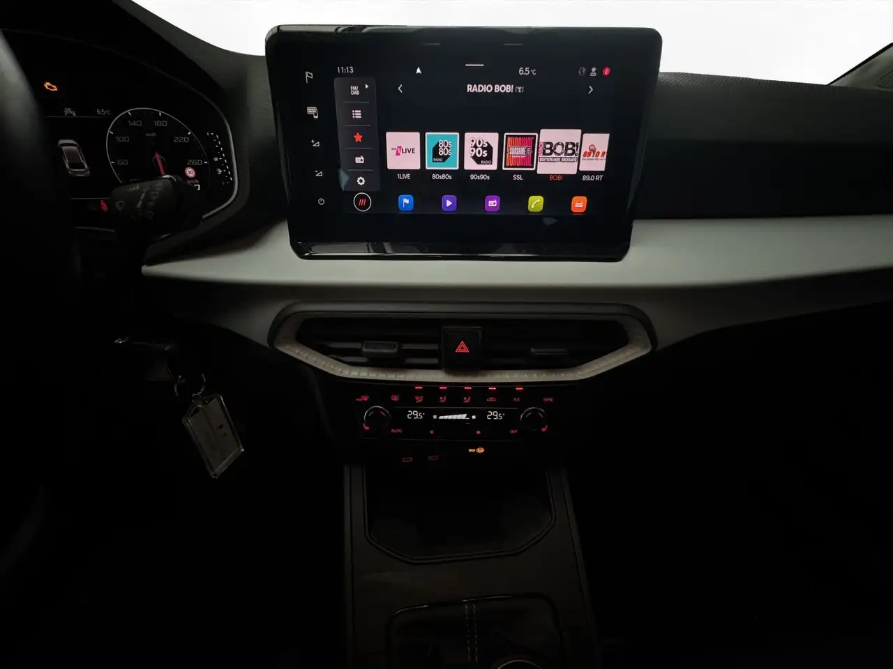 SEAT Ibiza 1.0 TSI Style Edition LED Navi PDC+RFK ACC — Vehicle gallery 8