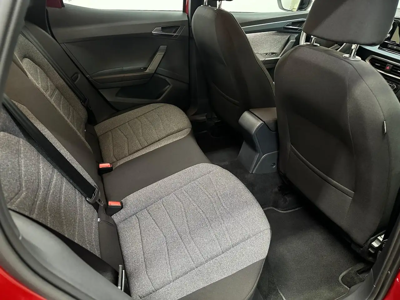 SEAT Arona 1.0 TSI S&S Xperience XM 115 — Galerie du véhicule 6