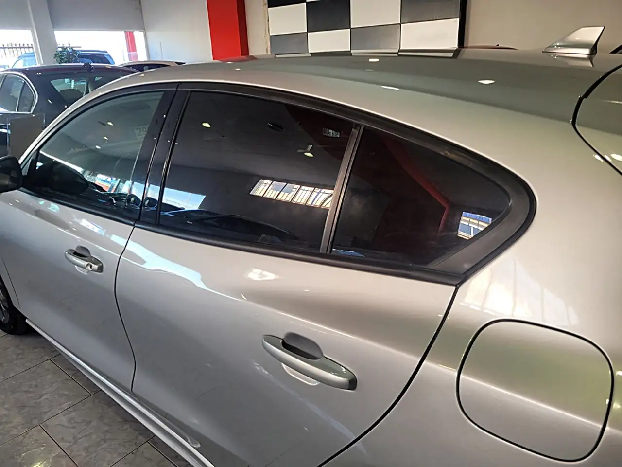 Ford Focus 1.0 Ecoboost MHEV ST-Line X 125 — Vehicle gallery 10
