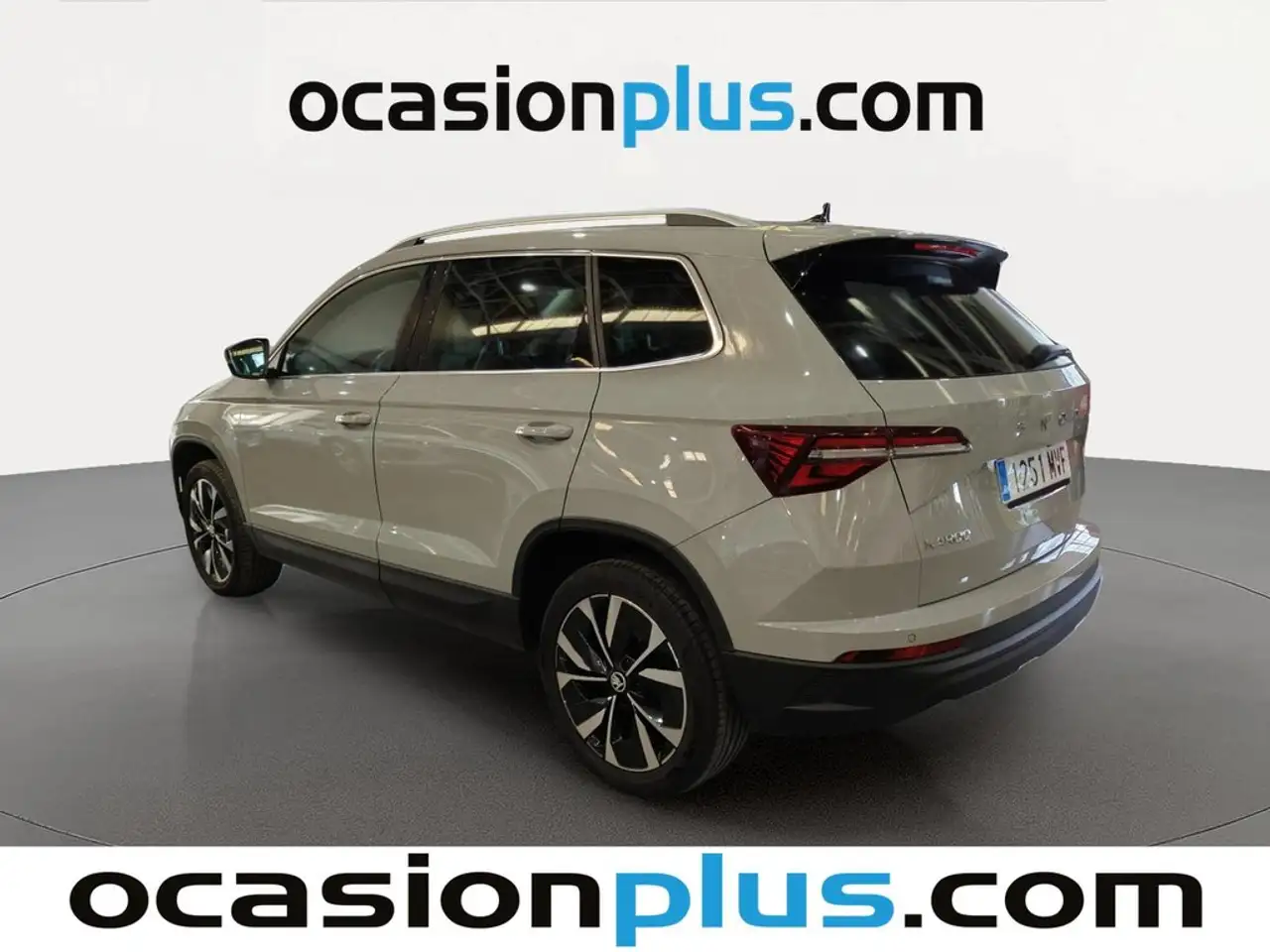 Skoda Karoq 1.5 TSI Design ACT DSG 110KW — معرض صور السيارة 3