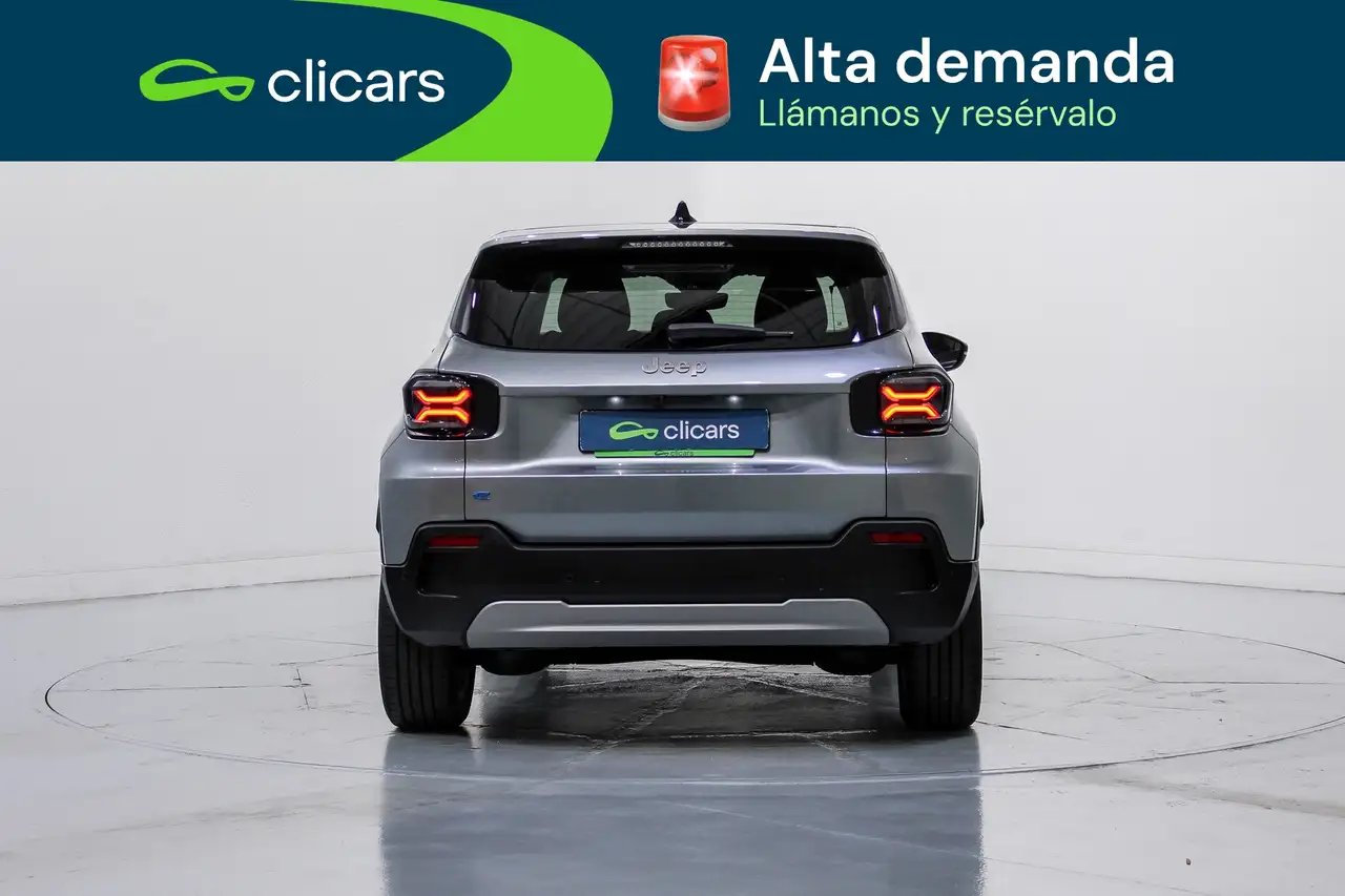 Jeep Avenger BEV Summit 115KW 54Kwh — معرض صور السيارة 4