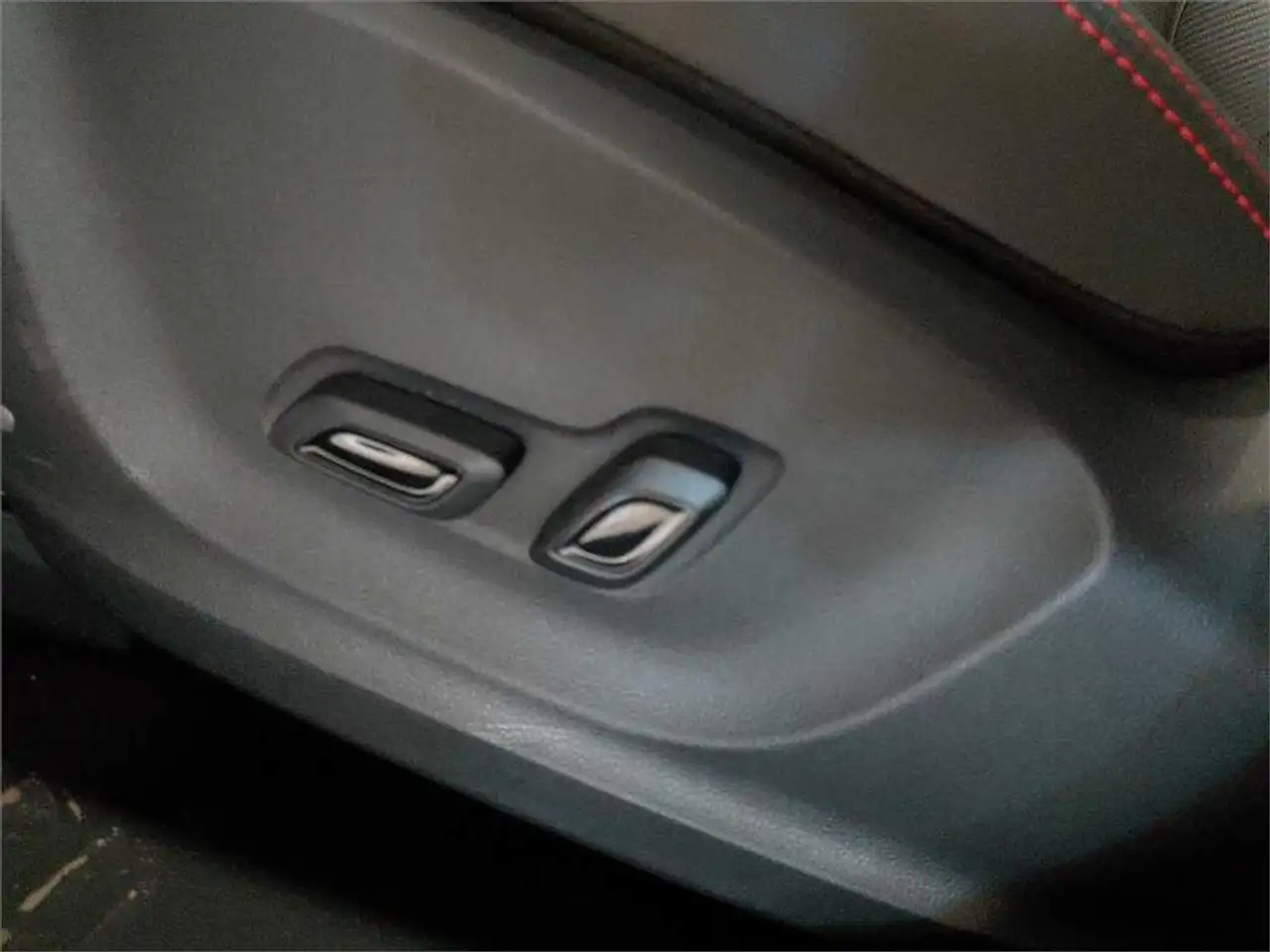 MG ZS 1.0T Luxury Auto — معرض صور السيارة 5