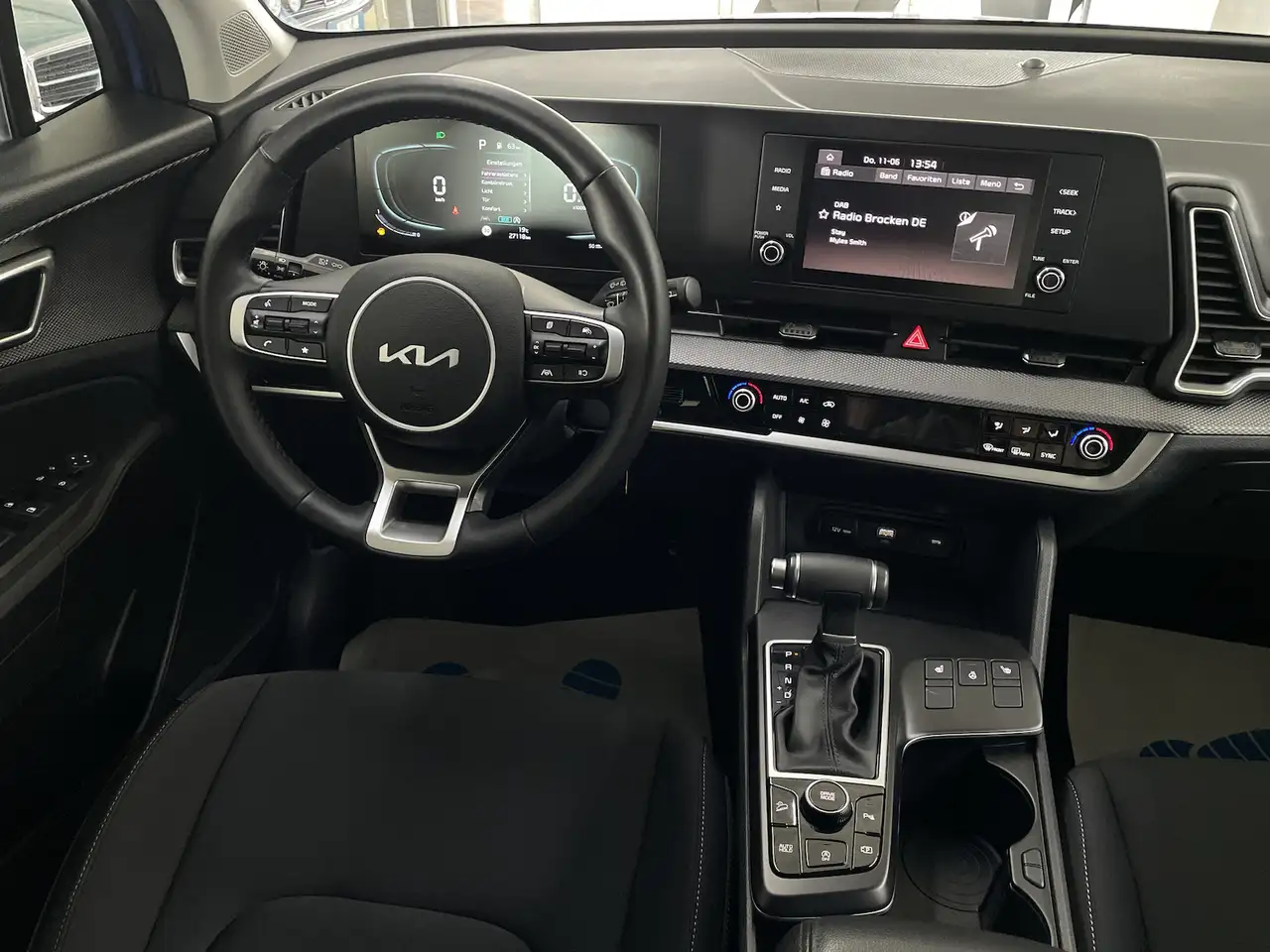 Kia Sportage 1.6 T- GDI AWD Aut. LED Kamera 1.Hand — Vehicle gallery 18