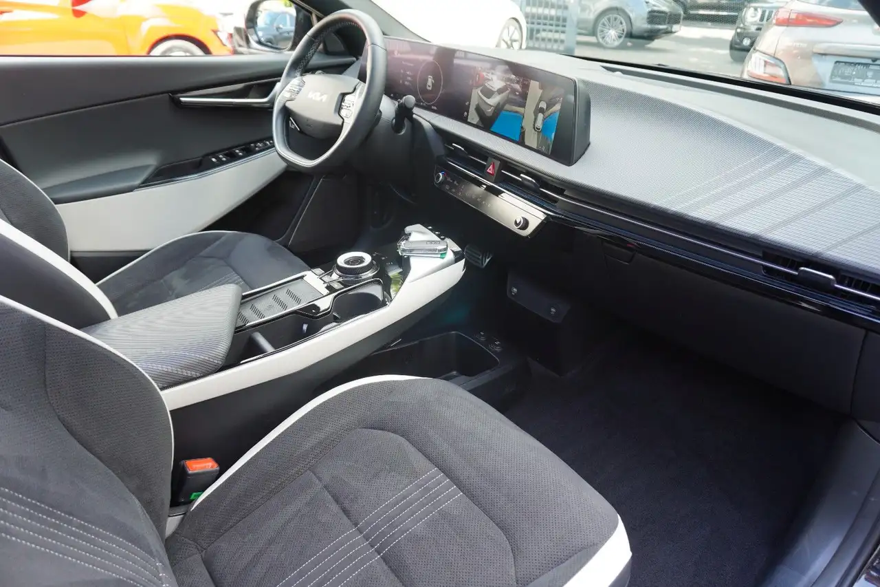 Kia EV6 GT-Line 2WD Design Belüft Glas APP Meridian — معرض صور السيارة 21