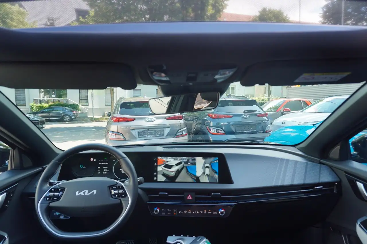 Kia EV6 GT-Line 2WD Design Belüft Glas APP Meridian — معرض صور السيارة 9